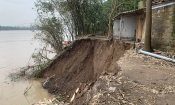  Phát hiện thi thể đang phân hủy ở ban công Bệnh viện Đa khoa Quảng Ngãi 第13张