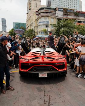 Gumball 3000 ở Việt Nam: Trèo rào, chặn đầu, đập kính, xô xát