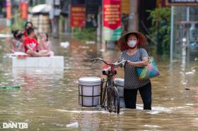 Miền Bắc mưa dông về đêm, ngày nắng nóng