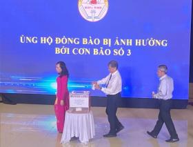  Học sinh tiểu học ở TP HCM bật khóc khi thấy cảnh mưa lũ miền Bắc 第6张