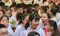  Cuộc điện thoại đẫm nước mắt, thầy giáo Hà Nội nhận nuôi những đứa trẻ sống sót ở Làng Nủ 第3张