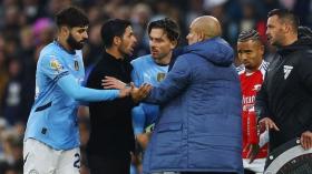  Mikel Arteta và Pep Guardiola quên tình bạn thân thiết, khẩu chiến dữ dội trước vòng 6 Ngoại hạng Anh 