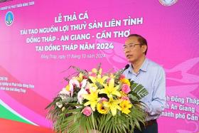  Thả 200.000 cá giống tái tạo nguồn lợi thủy sản 