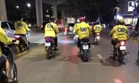  Giả mạo GrabBike vào sân bay Tân Sơn Nhất chèo kéo khách 