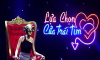  Hoa hậu Hoàn vũ tố bị bạn trai bạo hành 