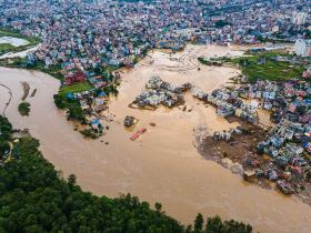 Gần 150 người chết vì lũ lụt, lở đất ở Nepal 