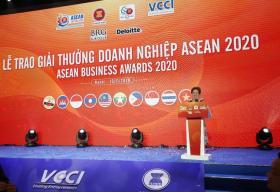  Chủ tịch Tập đoàn BRG được tôn vinh với Giải thưởng Thành tựu ASEAN-BAC 