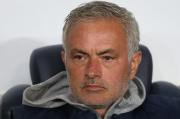 Mourinho hành động lạ khi Fenarbahce chiến thắng