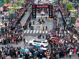 Công ty đứng sau dàn xe điện VinFast đưa đón sao quốc tế tại Gumball 3000