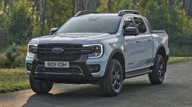 Ford Ranger có thêm phiên bản PHEV, chạy được 45km thuần điện